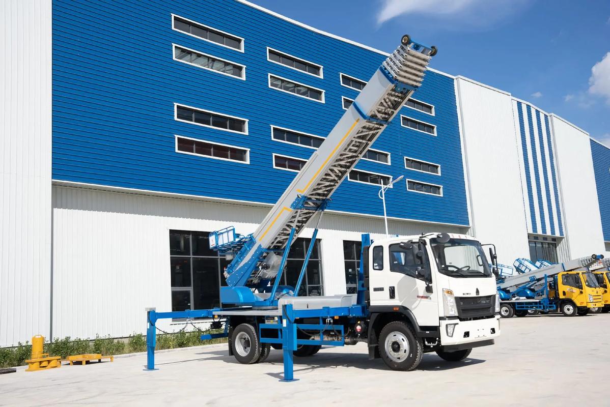 樟树小型云梯车上料车租赁多少钱